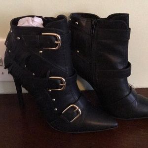 Brand new Heeled boots